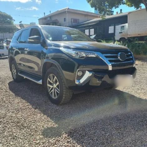 HILUX SW SRX AT 4X4 2.8 FD- ANO 2017  HILUX SW SRX AT 4X4 2.8 FD- ANO 2017