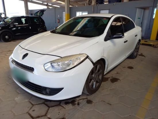 Renault Fluence PRIVILEGE 2.0 ANO 2013/2014 Renault Fluence PRIVILEGE 2.0 ANO 2013/2014