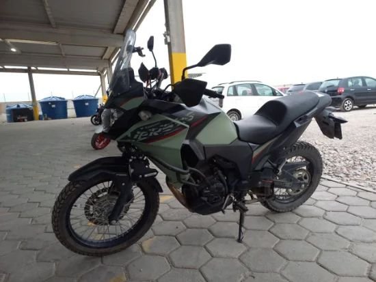 Kawasaki Versys-X 300 TR ANO 2023/2023  Kawasaki Versys-X 300 TR ANO 2023/2023