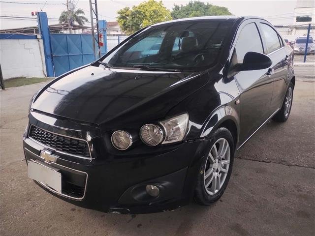 CHEVROLET SONIC 1.6 LTZ NB AT ANO 2013/2014 CHEVROLET SONIC 1.6 LTZ NB AT ANO 2013/2014