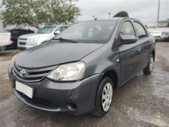 TOYOTA ETIOS SEDAN X 1.5 ANO 2016 TOYOTA ETIOS SEDAN X 1.5 ANO 2016