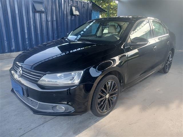 VOLKSWAGEN JETTA 2.0 TSI ANO 2013/2014 VOLKSWAGEN JETTA 2.0 TSI ANO 2013/2014